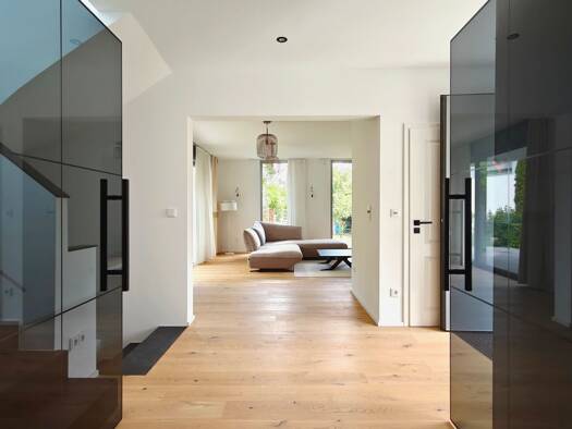 Doppelhaushälfte zur Miete 2.700 € 4 Zimmer 140 m² 282 m² Grundstück frei ab 01.10.2026 Weiherhaus Nürnberg 90455