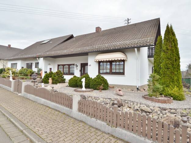 Einfamilienhaus zum Kauf 285.000 € 9 Zimmer 210,4 m² 650 m² Grundstück Nalbach 66809