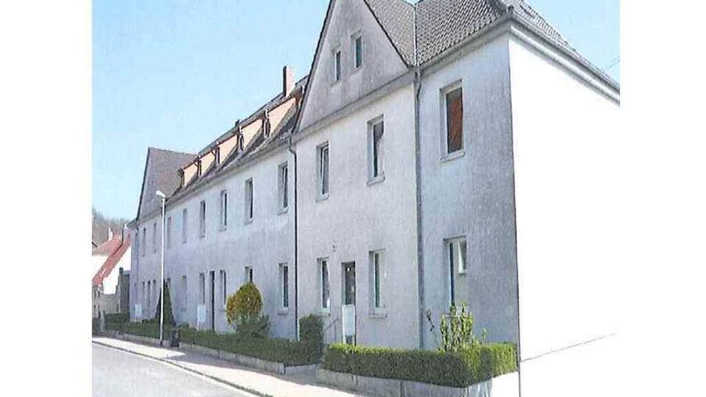 Wohnung zur Miete 450 € 2 Zimmer 65,5 m² Geschoss 1/2 frei ab 01.06.2026 Burgstraße (Bad Kösen) 31 C Bad Kösen Naumburg (Saale) 06628