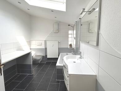 Wohnung zur Miete 470 € 2 Zimmer 70 m² Dachgeschoss Taubenstrasse Schwalbach Schwalbach 66773