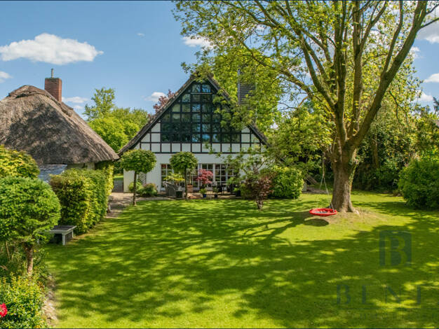 Einfamilienhaus zum Kauf 548.000 € 12 Zimmer 396 m² 3.028 m² Grundstück Eidewarden Loxstedt / Eidewarden 27612