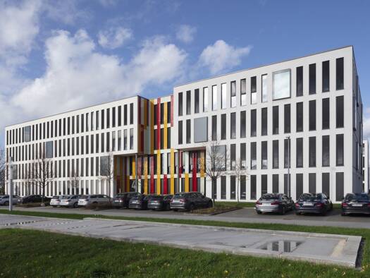 Bürofläche zur Miete provisionsfrei 15,50 € 4.210 m² Bürofläche teilbar ab 1.292 m² Rheinpromenade 4 Monheim Monheim am Rhein 40789