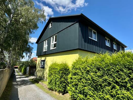 Einfamilienhaus zum Kauf 10 Zimmer 282 m² 784 m² Grundstück frei ab sofort Auma Auma-Weidatal 07955
