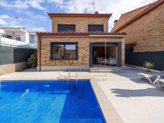 Haus zum Kauf 750.000 € 377 m² 357 m² Grundstück Pineda de Mar 08397