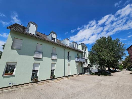 Studio zur Miete 300 € 1 Zimmer 29,1 m² EG frei ab 01.08.2026 Schwanseestraße 91b Industriegebiet West Weimar 99427