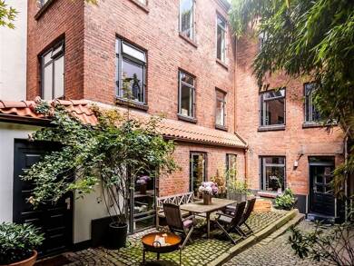 Stadthaus zum Kauf 4 Zimmer 205 m² 400 m² Grundstück Hamburg 20148