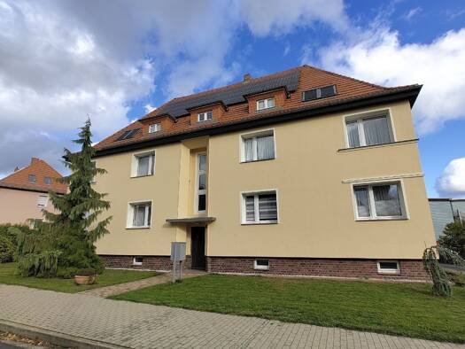 Mehrfamilienhaus zum Kauf 325.000 € 15 Zimmer 402 m² 1.396 m² Grundstück frei ab sofort Weißwasser/Oberlausitz 02943