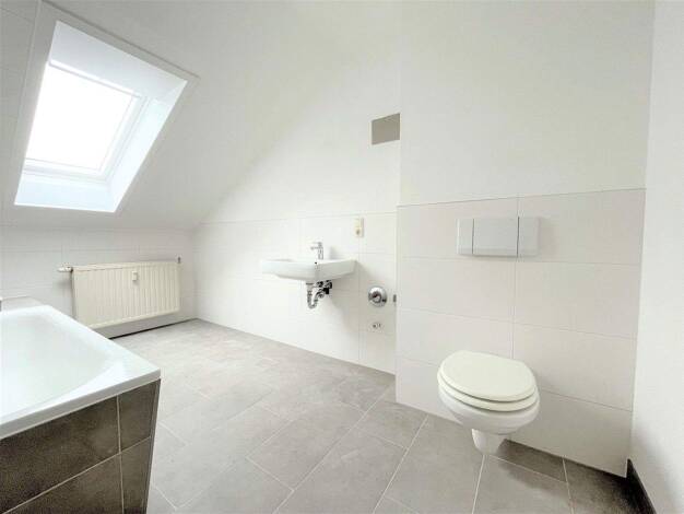 Wohnung zur Miete 569 € 3 Zimmer 87,5 m² 4. Geschoss Wittichenau 02997