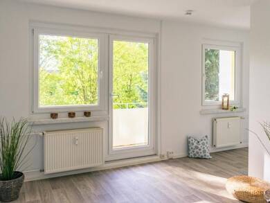 Wohnung zur Miete 228 € 1 Zimmer 35,8 m² 10. Geschoss Am Harthwald 24 Markersdorf Chemnitz 09123