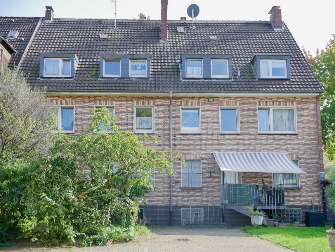 Mehrfamilienhaus zum Kauf als Kapitalanlage geeignet 585.000 € 1 Zimmer 398 m²<br/>Wohnfläche 367 m²<br/>Grundstück Obermarxloh Duisburg 47167