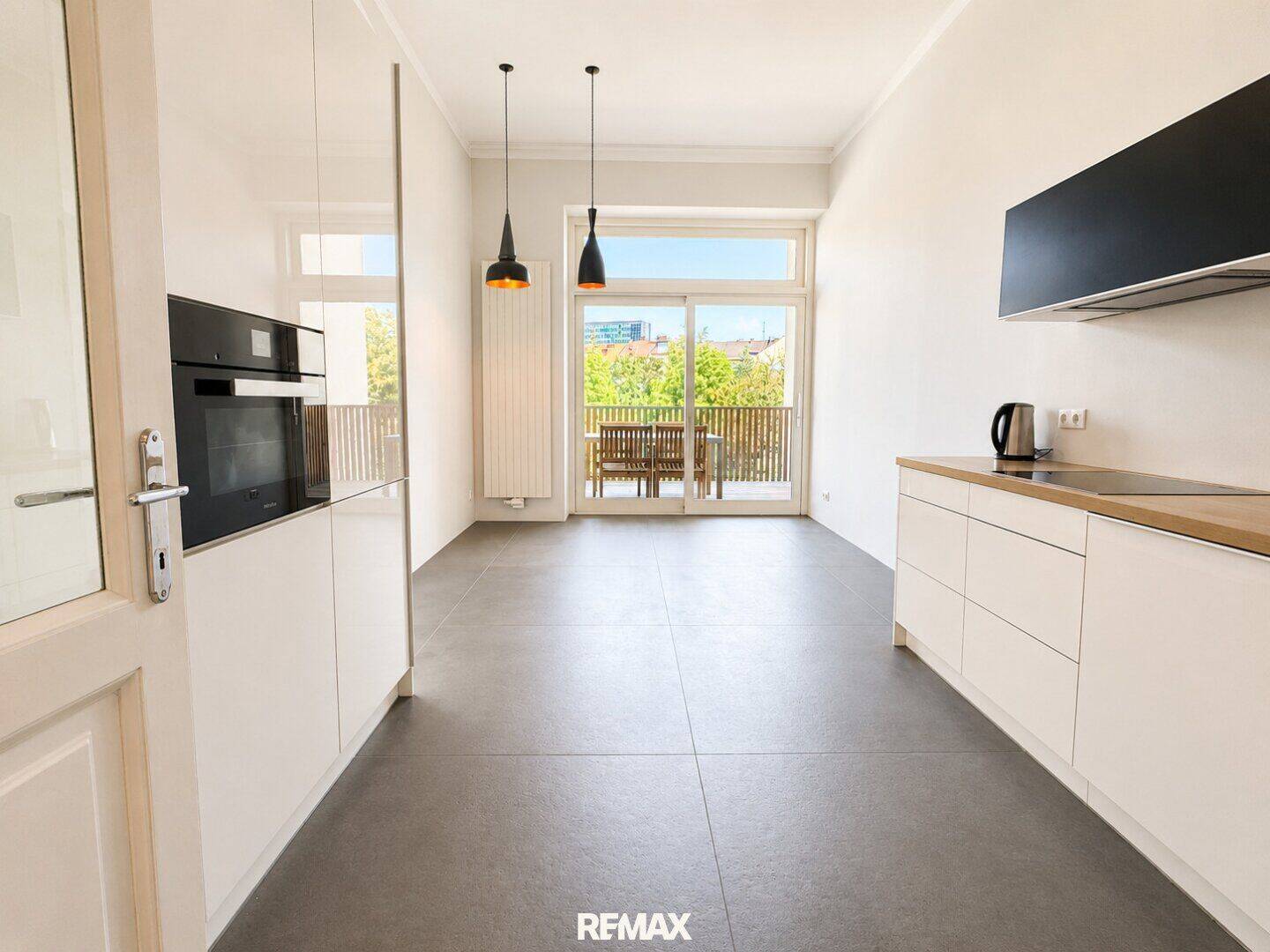 Διαμέρισμα 1 δωματίων, 112 m²