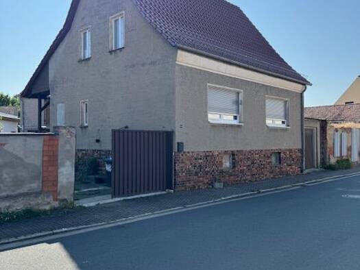 Einfamilienhaus zum Kauf 76.500 € 6 Zimmer 116,4 m² 360 m² Grundstück frei ab sofort Lange Straße 69 Schlieben 04936