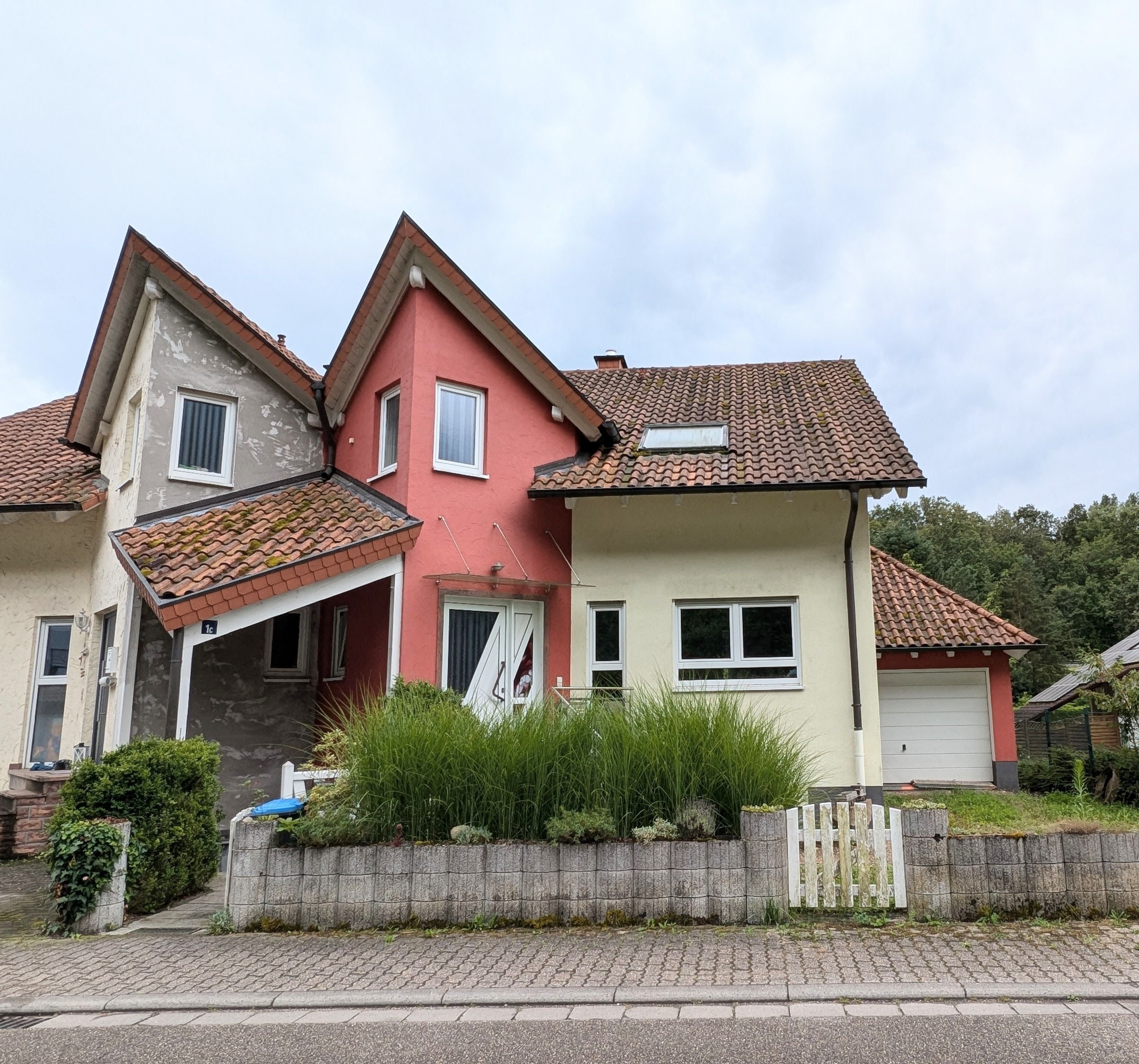 Haus zum Kauf 309.000 € 4,5 Zimmer 155 m²<br/>Wohnfläche 360 m²<br/>Grundstück ab sofort<br/>Verfügbarkeit Münchweiler am Klingbach 76857