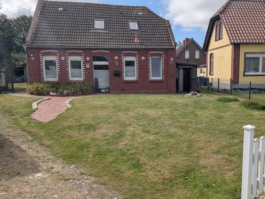 Einfamilienhaus zum Kauf 165.000 € 4 Zimmer 116 m² 652 m² Grundstück frei ab sofort Suurhusen Hinte 26759