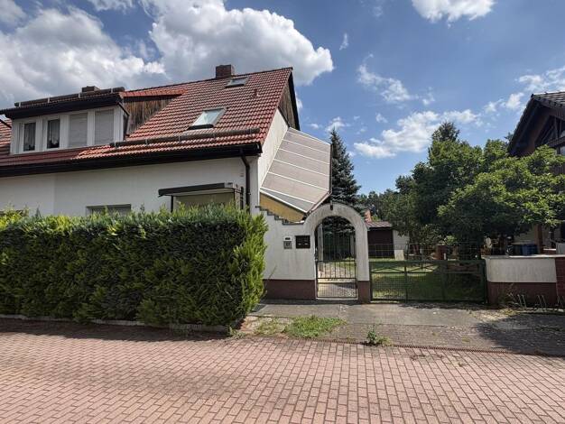 Doppelhaushälfte zum Kauf provisionsfrei 82.000 € 3 Zimmer 92 m² 291 m² Grundstück Pechern Krauschwitz 02957