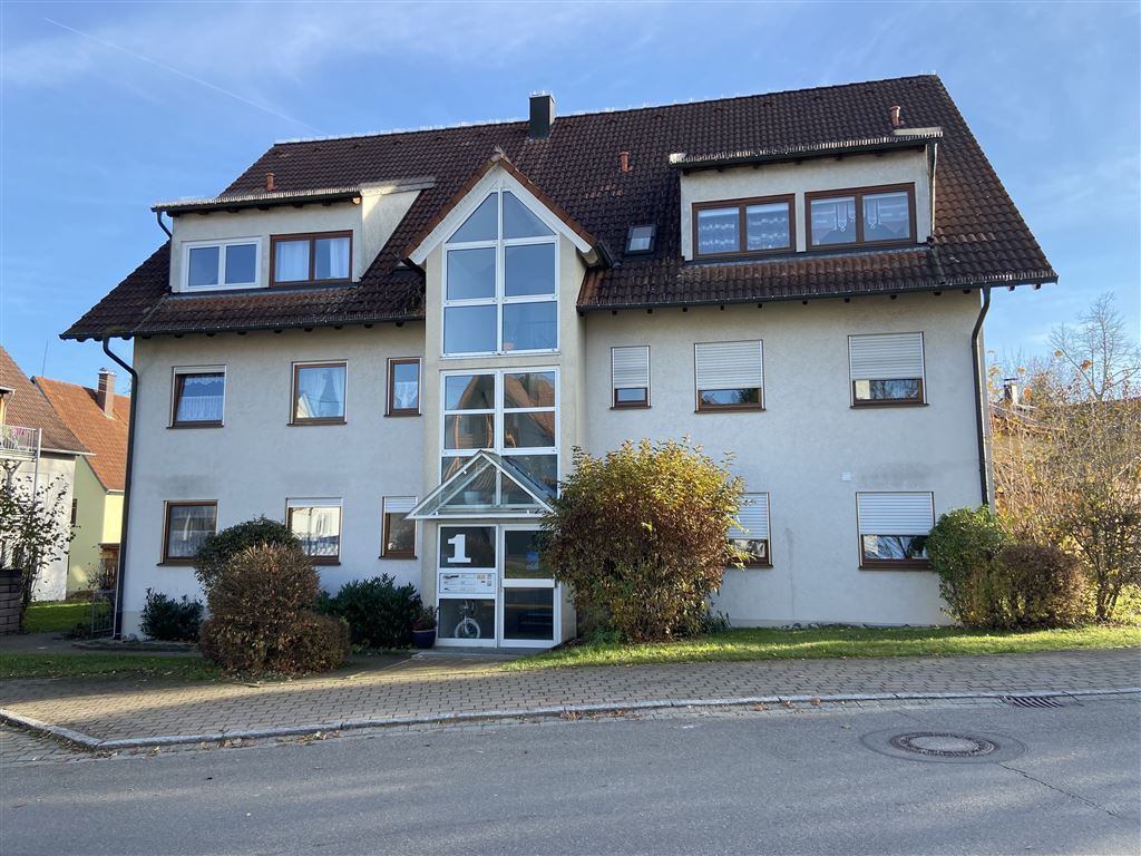 Wohnung zur Miete 560 € 3,5 Zimmer 77,8 m²<br/>Wohnfläche 2.<br/>Geschoss 01.10.2024<br/>Verfügbarkeit Aldingen Aldingen , Kr Tuttlingen 78554