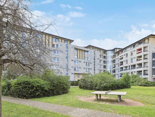 Wohnung zum Kauf provisionsfrei 186.600 € 2 Zimmer 62,3 m² 5. Geschoss Eiserfelder Ring 7 A Spandau Berlin 13583