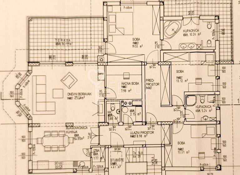 Wohnung zur Miete 3.000 € 4 Zimmer 1. Geschoss Maksimir 10000
