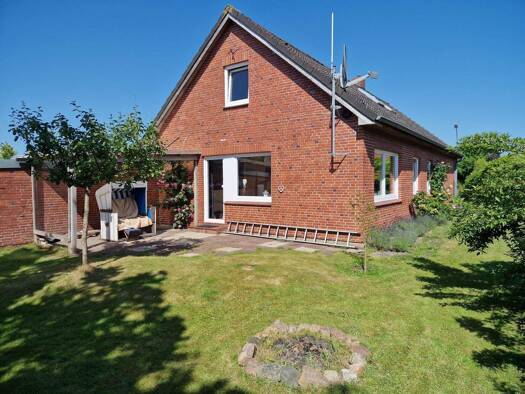 Haus zum Kauf 235.000 € 3 Zimmer 93 m² 601 m² Grundstück Hattstedt 25856