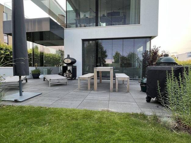 Haus zum Kauf provisionsfrei 980.000 € 4 Zimmer 173 m² 610 m² Grundstück Zwenkau Zwenkau 04442