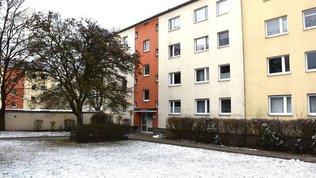 Wohnung zum Kauf 275.500 € 4 Zimmer 81 m² Geschoss 2/4 frei ab 01.03.2026 Lauf Lauf an der Pegnitz 91207