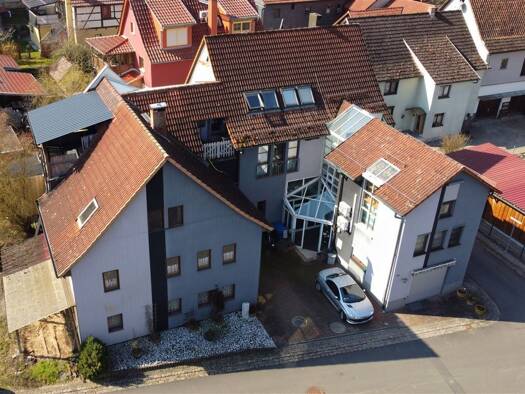 Haus zum Kauf 239.000 € 7 Zimmer 250 m² 343 m² Grundstück Leutersdorf 98617
