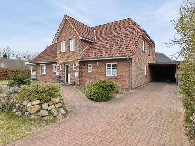 Doppelhaushälfte zum Kauf 199.000 € 4 Zimmer 116 m² 454 m² Grundstück Breklum 25821