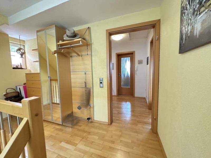 Immobilie in Melsungen - ***Pefekter Raum zum Leben, Arbeiten und Entfalten*** Hochwertig modernisiertes Familienparadies in Melsungen-Kirchhof - Bild 1