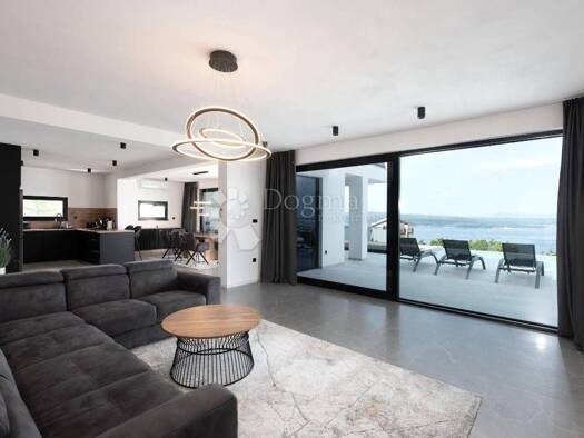 Einfamilienhaus zur Miete 3.000 € 8 Zimmer 392 m² Crikvenica Crikvenica 51260