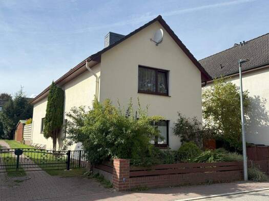 Einfamilienhaus zum Kauf 399.000 € 7 Zimmer 182 m² 655 m² Grundstück Schwarzenbek 21493