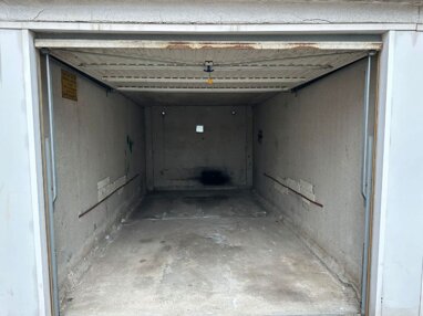 Garage/Stellplatz zur Miete 100 € Neustraße 101-107 Neviges-Tönisheide Velbert 42553