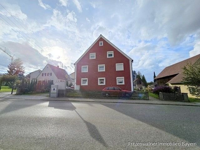 Mehrfamilienhaus zum Kauf 303.570 € 12 Zimmer 240 m²<br/>Wohnfläche 804 m²<br/>Grundstück Scherstetten Scherstetten 86872