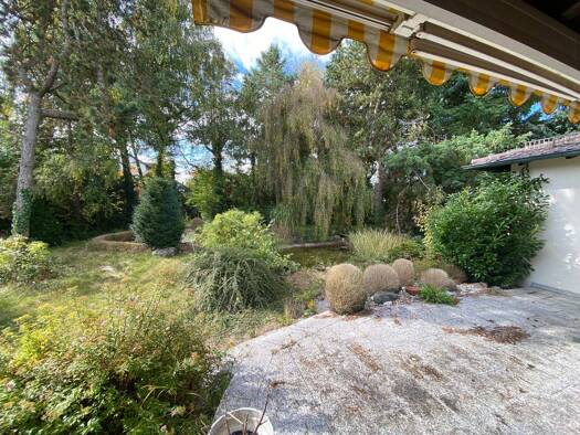 Haus zum Kauf 485.000 € 6 Zimmer 163 m² 1.040 m² Grundstück frei ab sofort Birkenstr. 2 Saal Saal a.d.Donau 93342