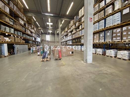 Halle/Industriefläche zur Miete 5.350 m² Lagerfläche teilbar ab 3.350 m² Schlüsselfeld 96132