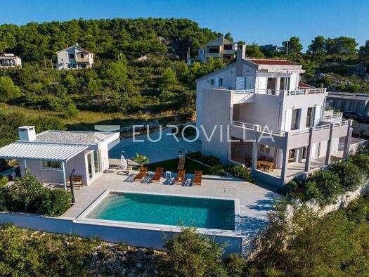 Haus zum Kauf 1.700.000 € 4 Zimmer 399 m² Novigrad Novigrad 52466