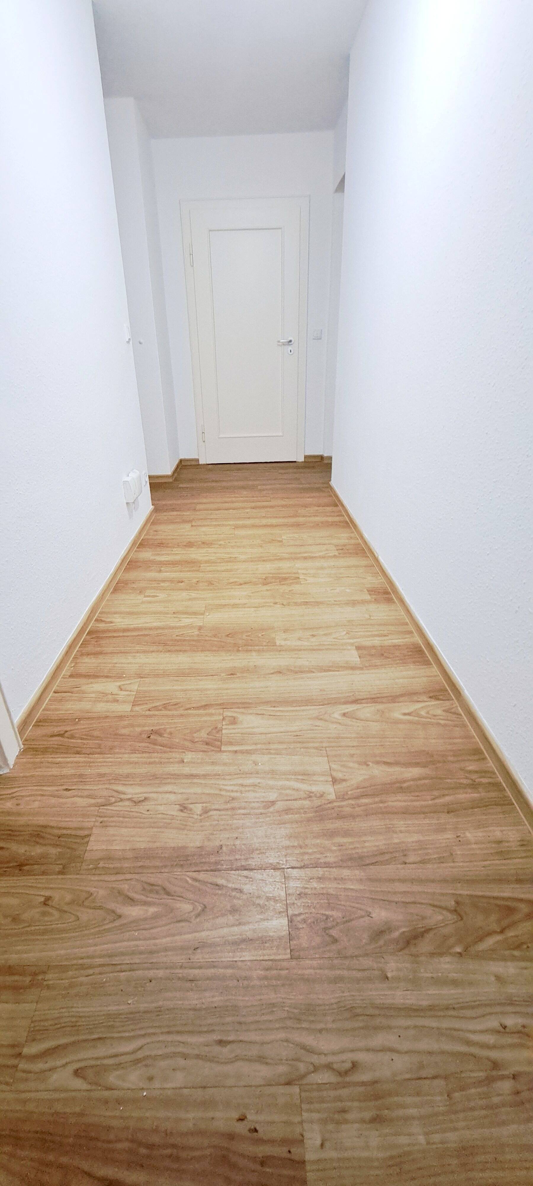 freundlich geschnittene, zentral gelegene 2- Zimmer Wohnung in Chemnitz – Zschopauer Straße 123, 9126 Chemnitz – Vorschaubild 2