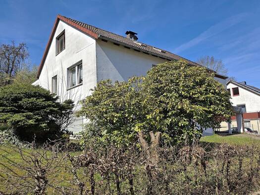 Mehrfamilienhaus zum Kauf provisionsfrei 85.000 € 7 Zimmer 168 m² 914 m² Grundstück Bad Gandersheim 37581