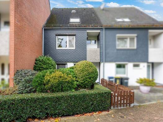 Reihenmittelhaus zum Kauf 329.000 € 6 Zimmer 156 m² 255 m² Grundstück Tenever Bremen 28325