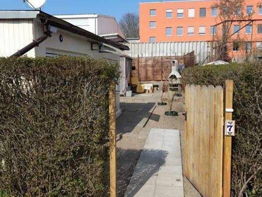 Bungalow zum Kauf 75.000 € 2 Zimmer 32 m² 148 m² Grundstück Neukölln Berlin 12051