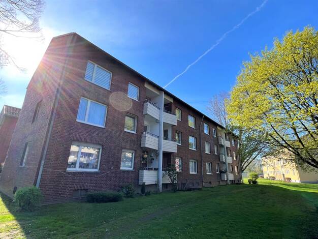 Wohnung zur Miete 646 € 3,5 Zimmer 58 m² 2. Geschoss Ahrstr. 20 Beeckerwerth Meiderich / Beeck 47139