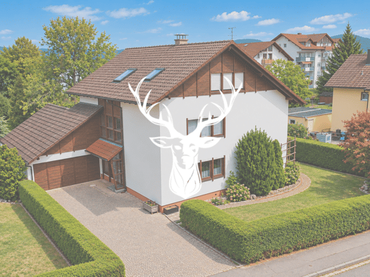 Mehrfamilienhaus zum Kauf 549.000 € 7 Zimmer 248 m² 816 m² Grundstück Erzingen Klettgau 79771