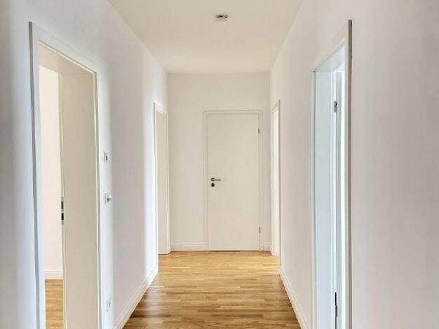 Wohnung zur Miete 750 € 3 Zimmer 77 m² 1. Geschoss Helmstedter Straße 4 Sudenburg Magdeburg 39112