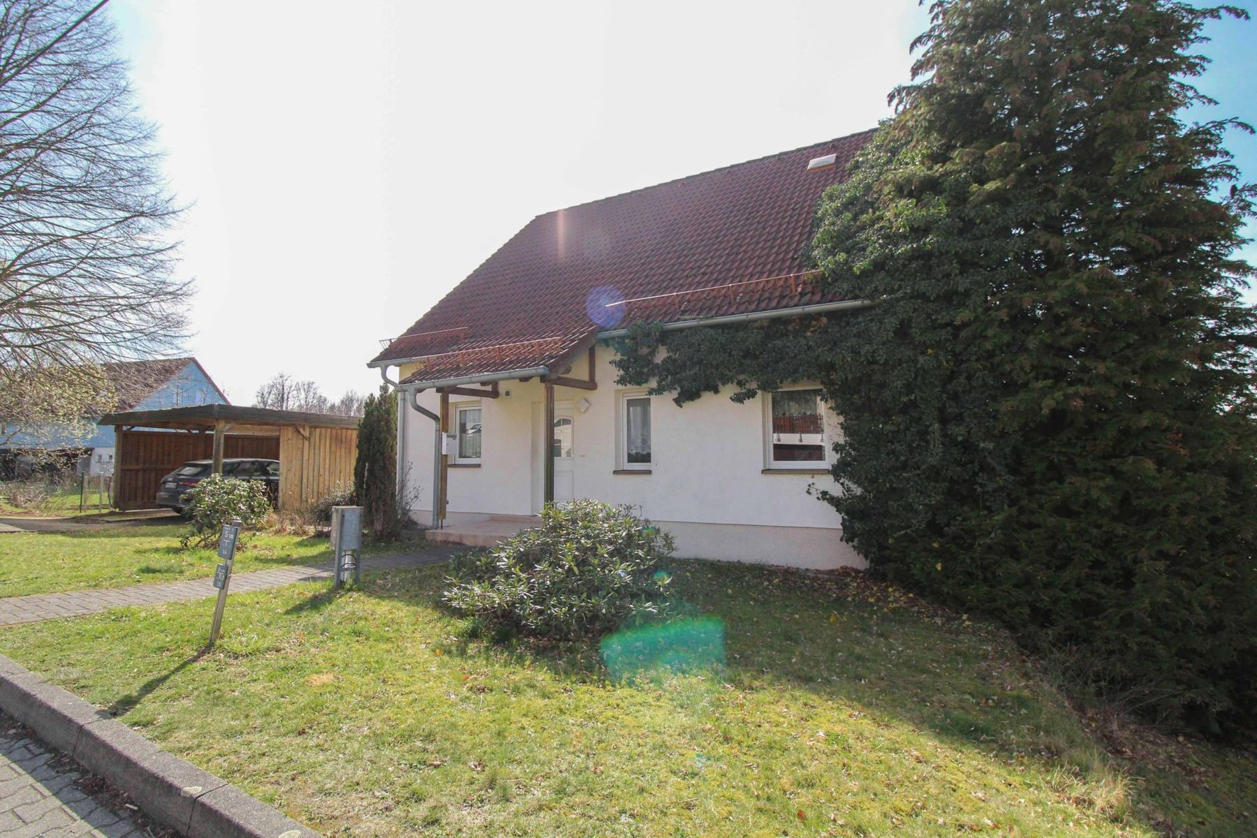 Einfamilienhaus zum Kauf 299.900 € 7 Zimmer 205,3 m²<br/>Wohnfläche 547,3 m²<br/>Grundstück Hohnstein Hohnstein 01848