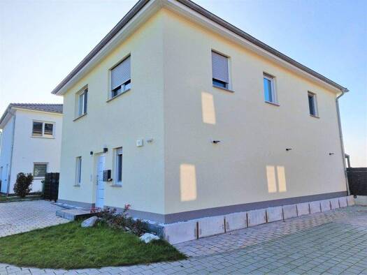 Einfamilienhaus zum Kauf 613.888 € 5 Zimmer 108 m² 1.000 m² Grundstück frei ab sofort Bahnhofstr. 48 a Eichwalde 15732