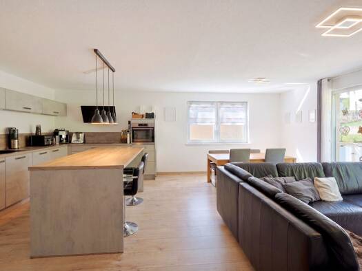 Wohnung zum Kauf 445.000 € 4 Zimmer 98 m² 2. Geschoss Geisingen Freiberg am Neckar 71691