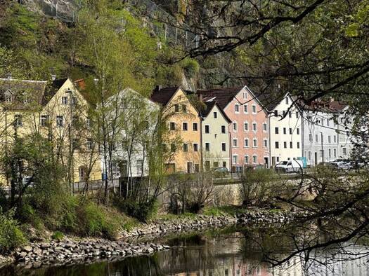 Stadthaus zur Miete 1.300 € 4,5 Zimmer 150 m² frei ab sofort Freyunger Straße 46 Grubweg Passau 94034