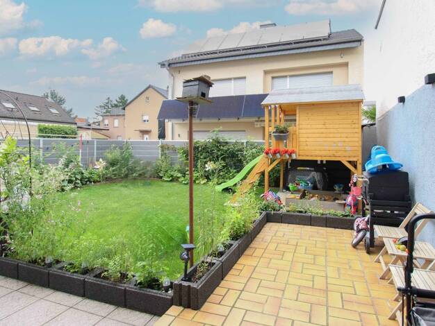 Mehrfamilienhaus zum Kauf 399.000 € 6 Zimmer 154,1 m² 171,2 m² Grundstück Hockenheim 68766