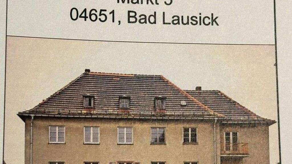 Mehrfamilienhaus zum Kauf provisionsfrei 349.500 € 20 Zimmer 573 m² 810 m² Grundstück Markt 5 Bad Lausick 04651