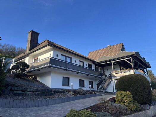 Mehrfamilienhaus zum Kauf 450.000 € 10 Zimmer 200 m² 1.595 m² Grundstück Neuenhof Attendorn 57439