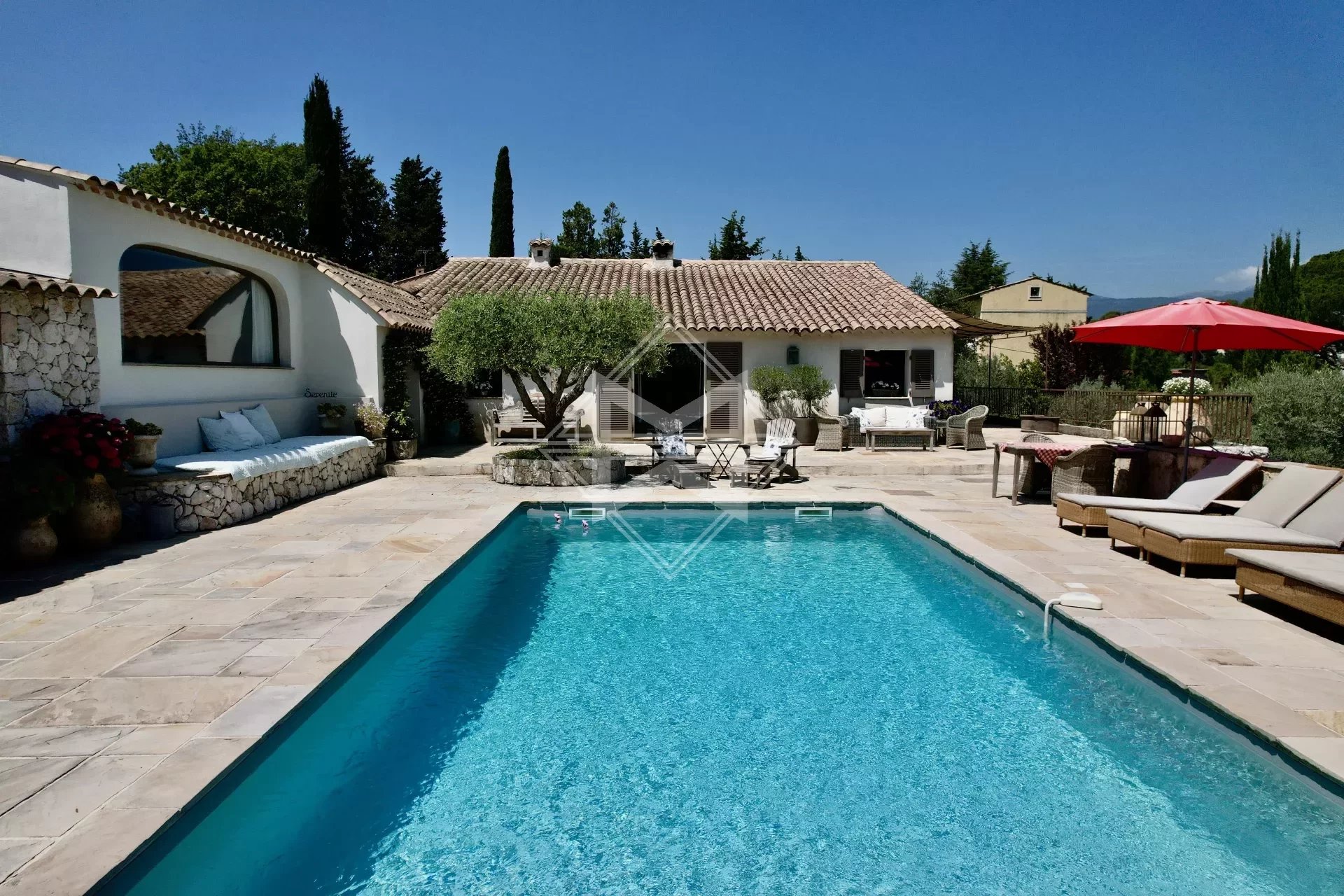 Villa zum Kauf provisionsfrei 2.850.000 € Le Village Valbonne 06560